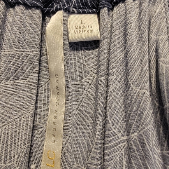 Lauren Conrad Dress - Picture 8 of 8